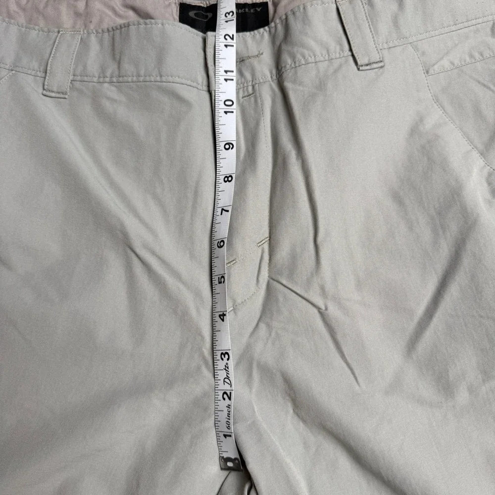 Oakley Mens Tan Khaki Flat Front Performance Golf Shorts Size 40W